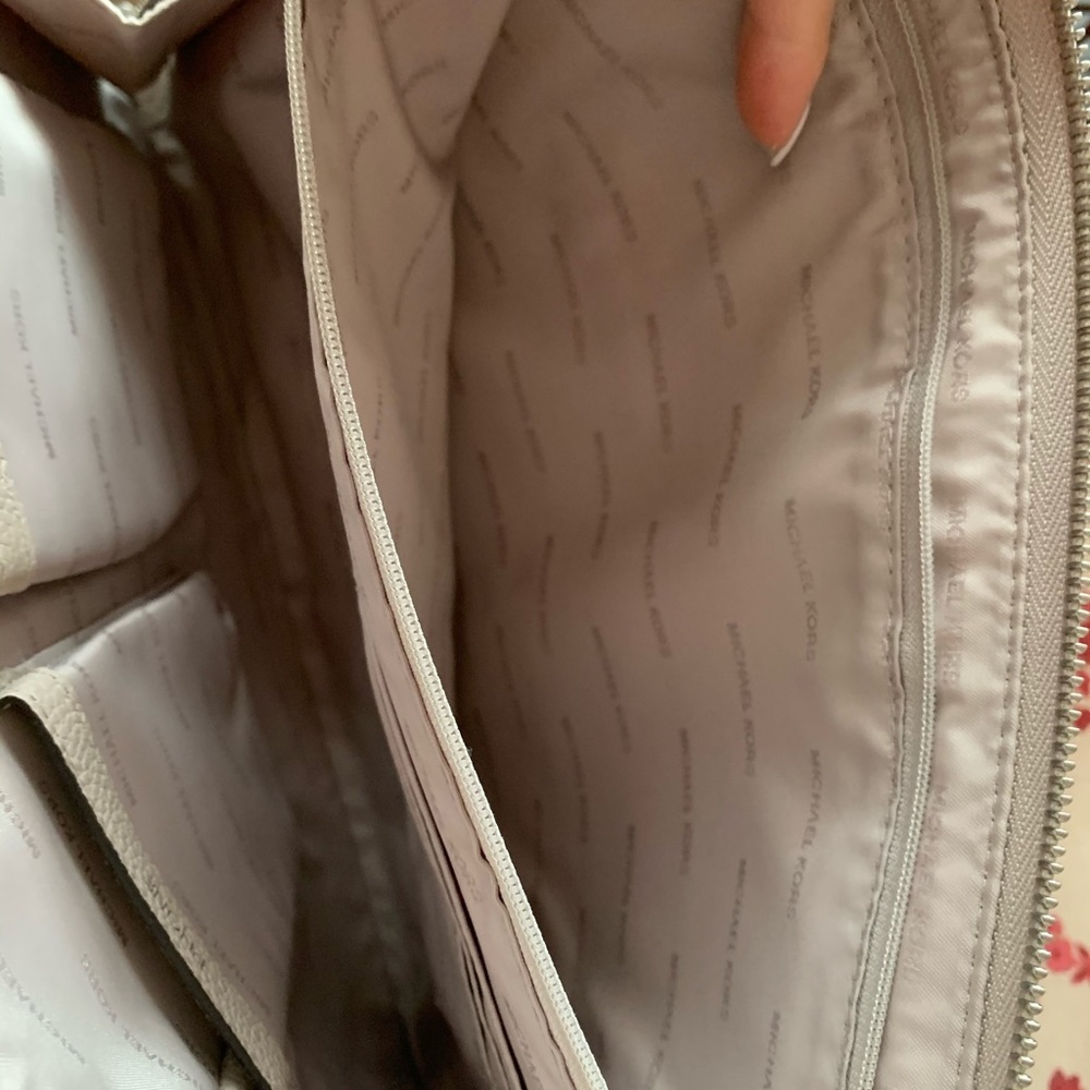 Michael Kors Wrist Wallet/ tablet case - Picture 5 of 5